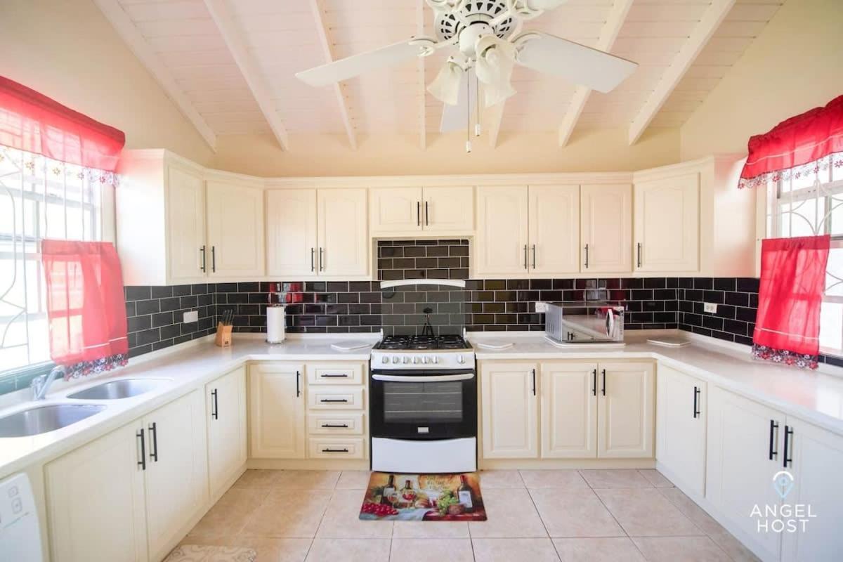 Beachy Cottage I Kitchen I Wi-Fi I Shaded Cabana I Parking St. Philip Eksteriør billede