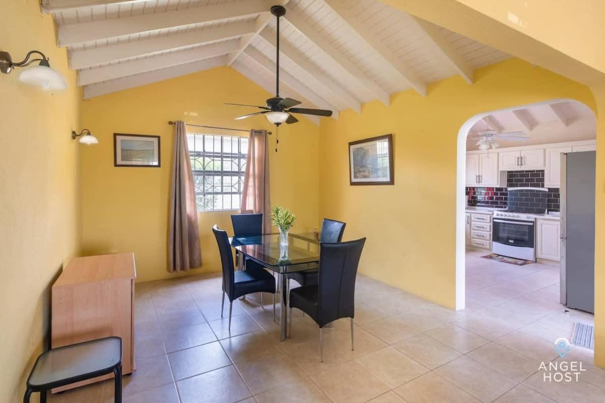 Beachy Cottage I Kitchen I Wi-Fi I Shaded Cabana I Parking St. Philip Eksteriør billede