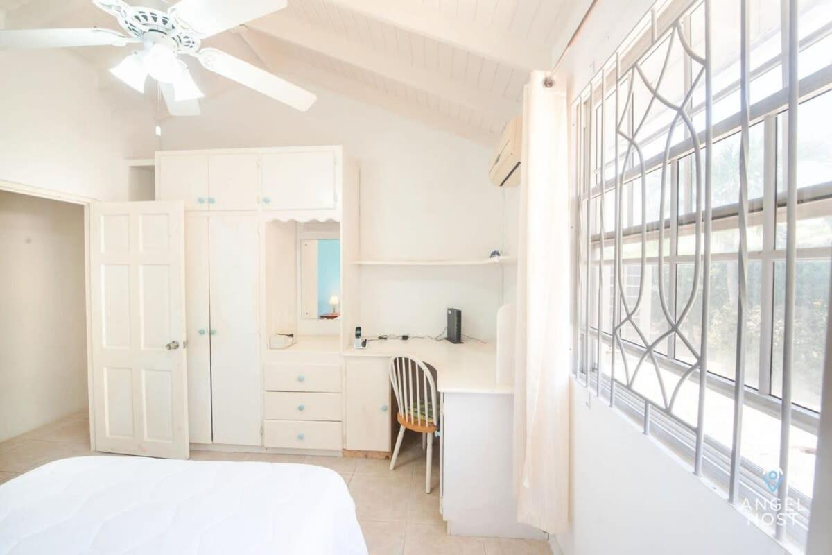 Beachy Cottage I Kitchen I Wi-Fi I Shaded Cabana I Parking St. Philip Eksteriør billede